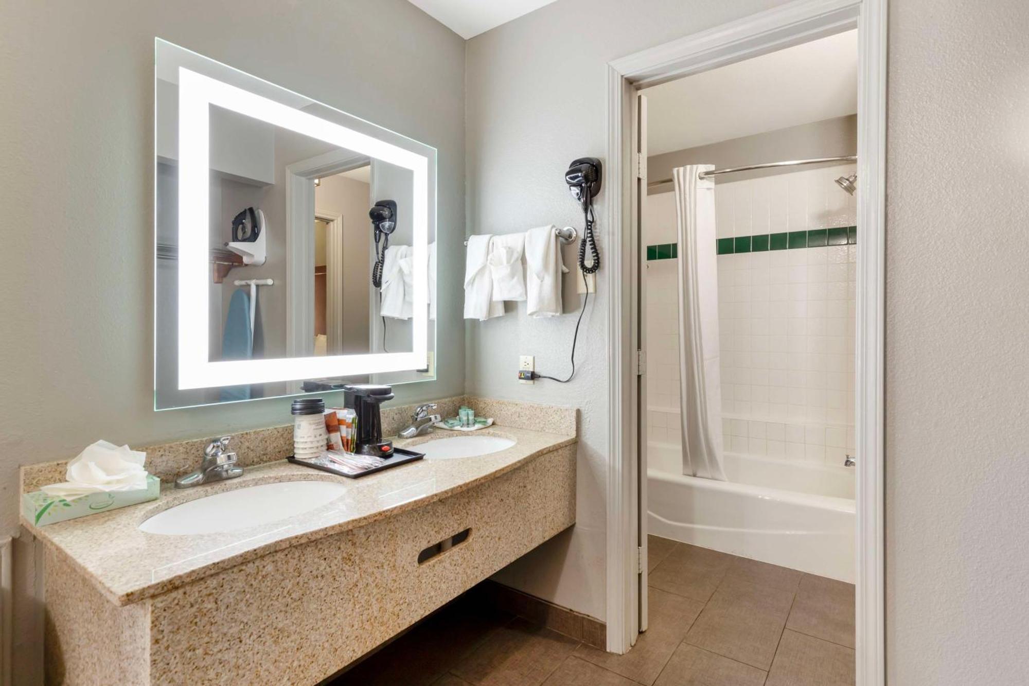 Best Western Near Lackland Afb Seaworld Σαν Αντόνιο Εξωτερικό φωτογραφία